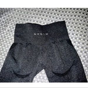 NGVTN black speckled contour seamless leggings